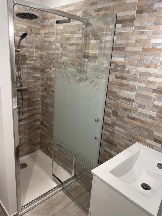 Appartement Pieds Dans L'Eau Vue Mer Bormes Les Mimosas Exterior foto