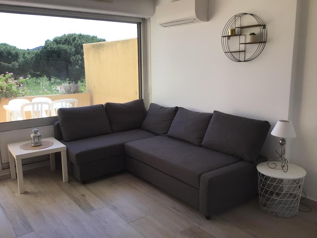 Appartement Pieds Dans L'Eau Vue Mer Bormes Les Mimosas Exterior foto